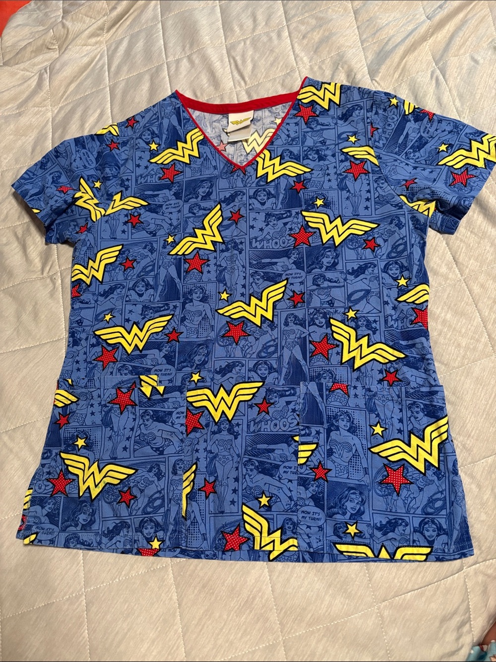 DC Comics Wonder Woman Scrub Top XS Comic Print 100% Cotton Nurse CNA Medical
